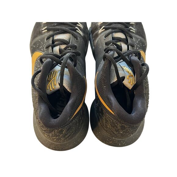 Nike Kyrie 3 Ice Basketball Shoes Mens Size 10 Black Gold - Picture 9 of 13